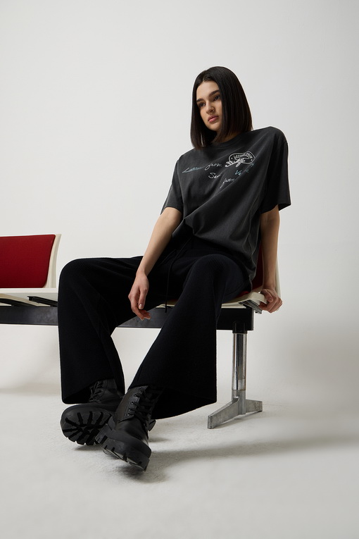 https://img.benettonmall.com/PARTS/KS/25S/SATS06511DG_MB_D5.jpg