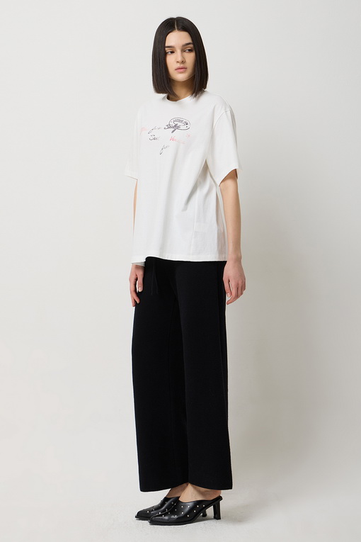 https://img.benettonmall.com/PARTS/KS/25S/SATS06511WH_MB_D1.jpg