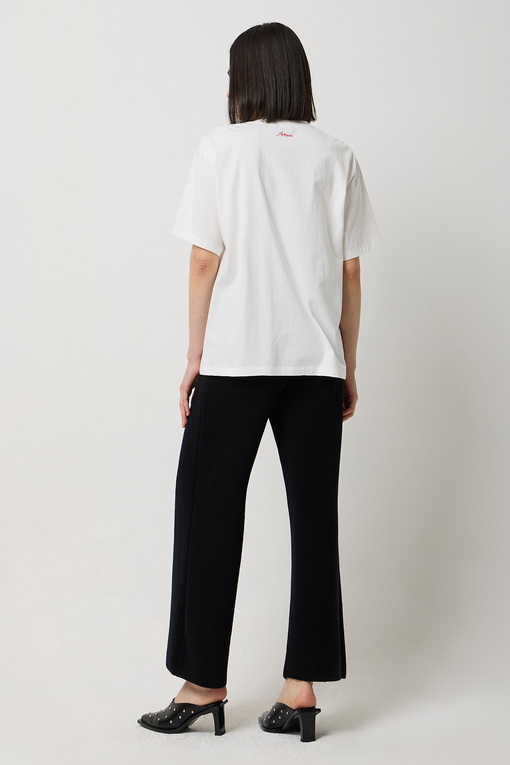 https://img.benettonmall.com/PARTS/KS/25S/SATS06511WH_MB_D2.jpg
