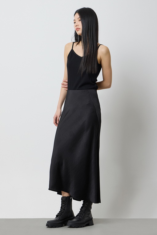 https://img.benettonmall.com/PARTS/KS/25S/SATS09511BK_MB_D1.jpg