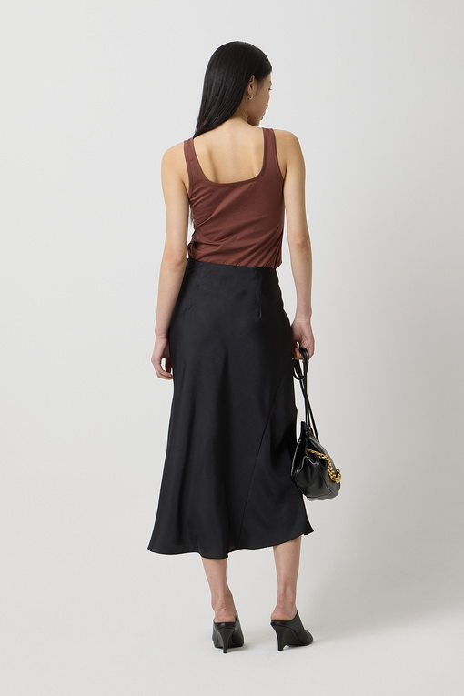 https://img.benettonmall.com/PARTS/KS/25S/SATS10511BR_MB_D2.jpg