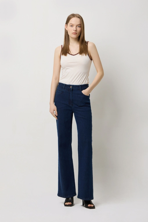 https://img.benettonmall.com/PARTS/KS/25S/SATS10511IV_MB.jpg