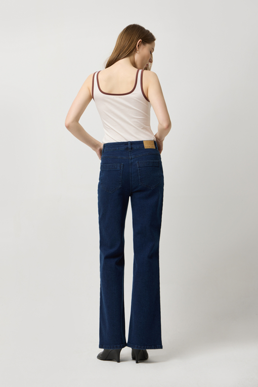 https://img.benettonmall.com/PARTS/KS/25S/SATS10511IV_MB_D2.jpg