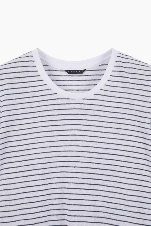 https://img.benettonmall.com/PARTS/KS/25S/SATS36531DN_MB_D2.jpg