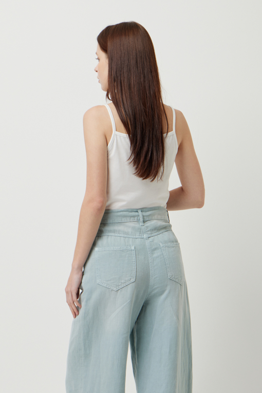https://img.benettonmall.com/PARTS/KS/25S/SATS45531WH_MB_D2.jpg