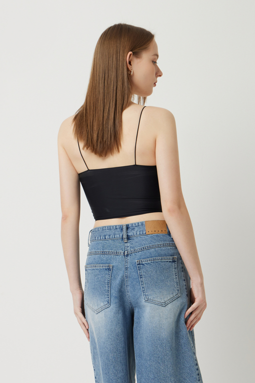 https://img.benettonmall.com/PARTS/KS/25S/SATS46531BK_MB_D2.jpg