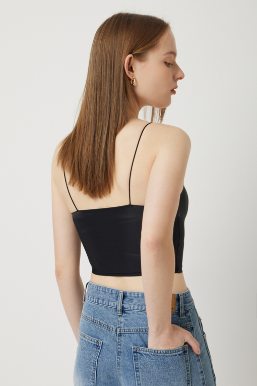 https://img.benettonmall.com/PARTS/KS/25S/SATS46531BK_MB_D4.jpg