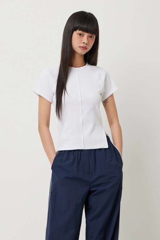 https://img.benettonmall.com/PARTS/KS/25S/SATS90531WH_MB.jpg