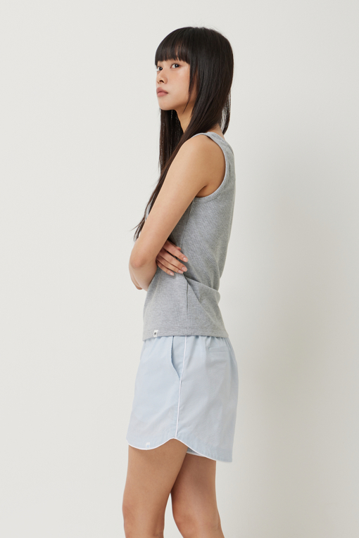 https://img.benettonmall.com/PARTS/KS/25S/SATS91531MG_MB_D1.jpg