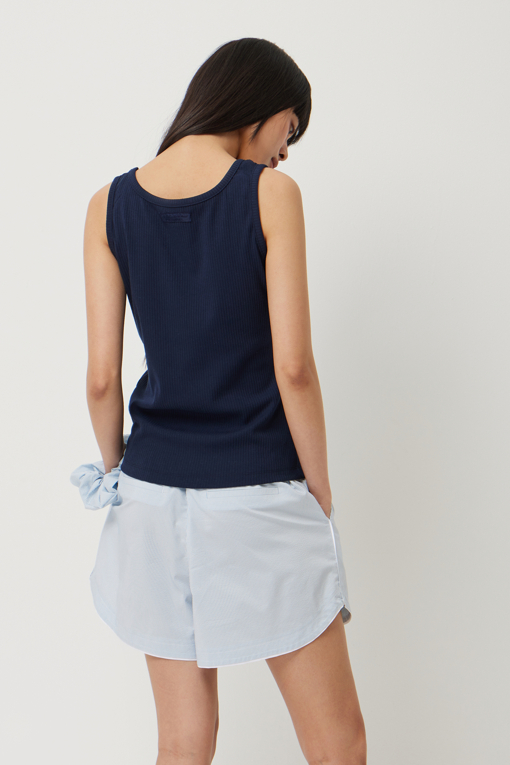 https://img.benettonmall.com/PARTS/KS/25S/SATS91531NY_MB_D2.jpg