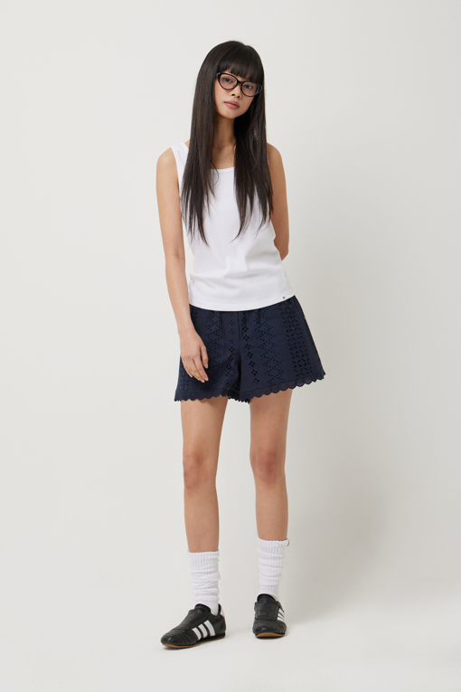 https://img.benettonmall.com/PARTS/KS/25S/SATS91531WH_MB_D5.jpg