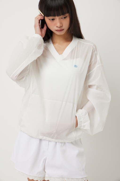 https://img.benettonmall.com/PARTS/KS/25S/SATS94531WH_MB_D3.jpg