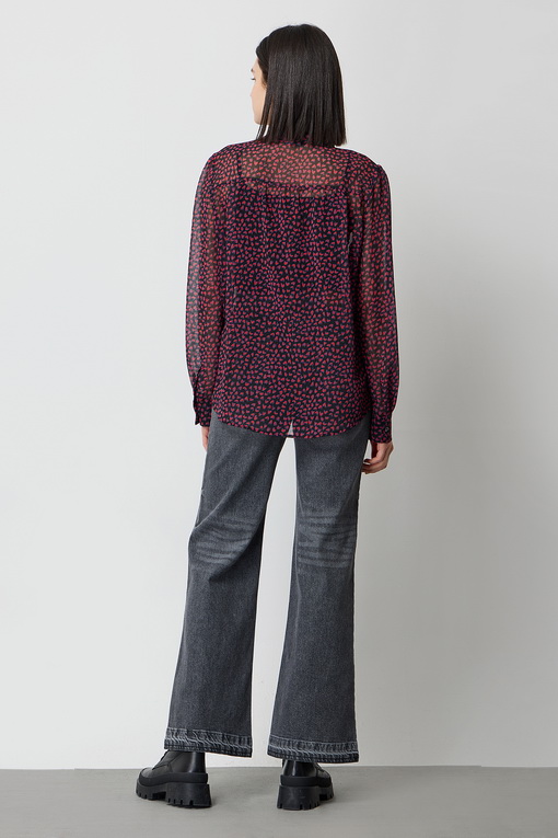 https://img.benettonmall.com/PARTS/KS/25S/SAWS03511RD_MB_D2.jpg