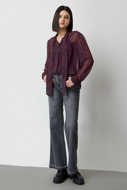https://img.benettonmall.com/PARTS/KS/25S/SAWS03511RD_MB_D4.jpg