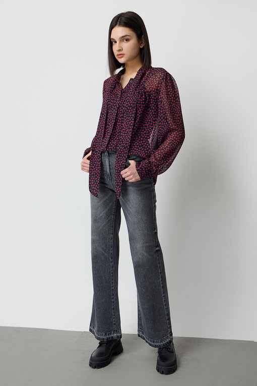 https://img.benettonmall.com/PARTS/KS/25S/SAWS03511RD_MB_D5.jpg
