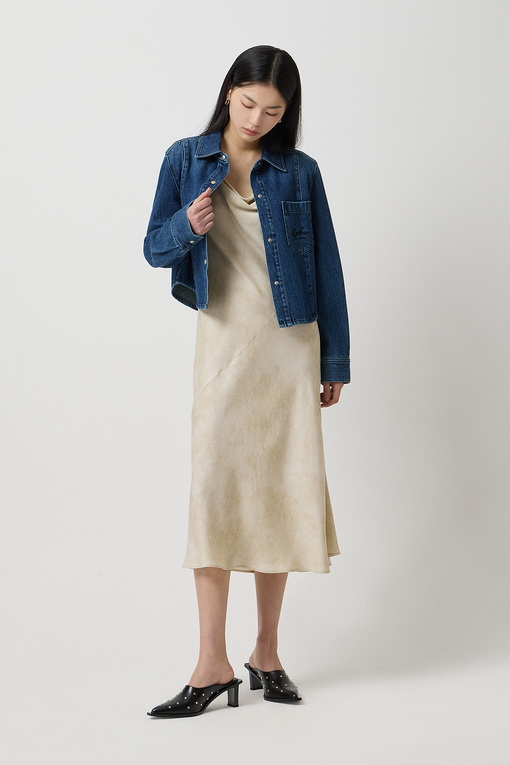 https://img.benettonmall.com/PARTS/KS/25S/SAWS04511BL_MB_D5.jpg