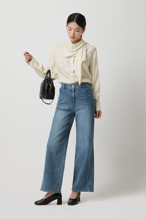 https://img.benettonmall.com/PARTS/KS/25S/SAWS07511IV_MB_D5.jpg