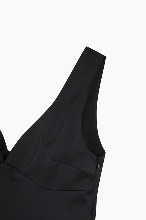 https://img.benettonmall.com/PARTS/KS/25S/SAWS10511BK_MB_D13.jpg