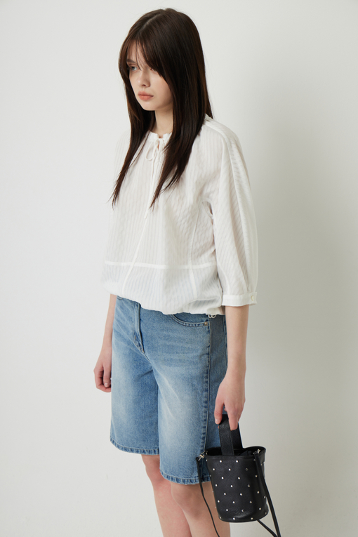 https://img.benettonmall.com/PARTS/KS/25S/SAWS38531WH_MB_D3.jpg