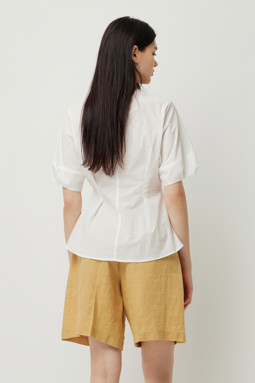 https://img.benettonmall.com/PARTS/KS/25S/SAWS50531WH_MB_D2.jpg