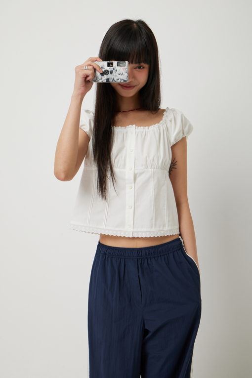 https://img.benettonmall.com/PARTS/KS/25S/SAWS90531IV_MB_D3.jpg