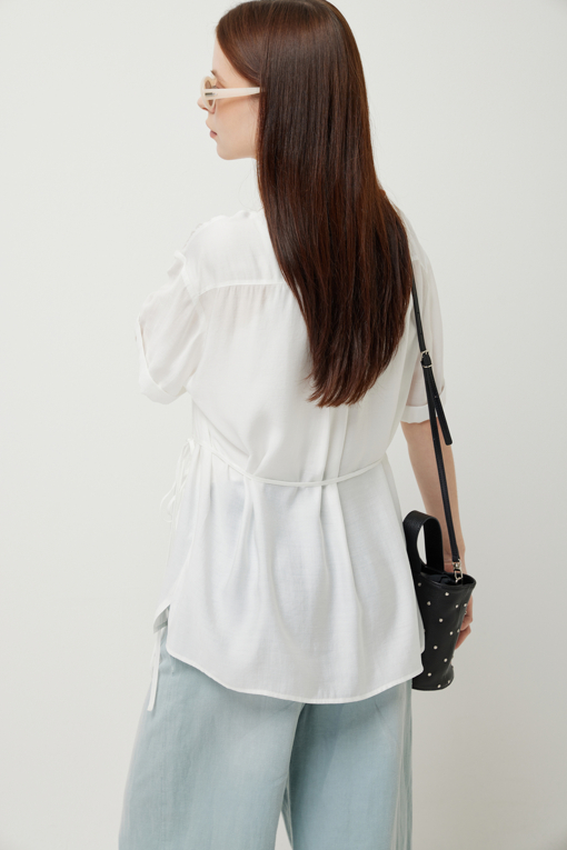 https://img.benettonmall.com/PARTS/KS/25S/SAWSZ1531IV_MB_D4.jpg