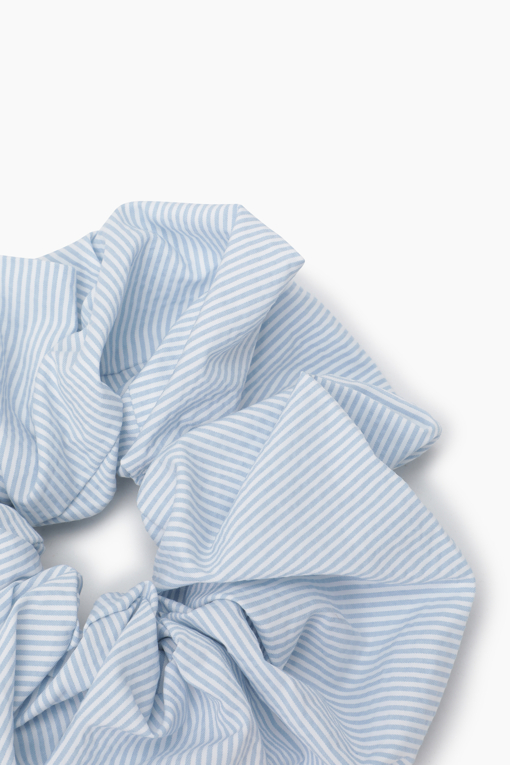 https://img.benettonmall.com/PARTS/KS/25S/SCET90531LB_MB_D3.jpg