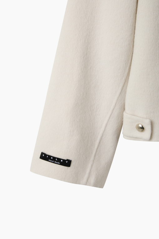 https://img.benettonmall.com/PARTS/KS/26F/SACT31661IV_MB_D4.jpg?cb=1789983961