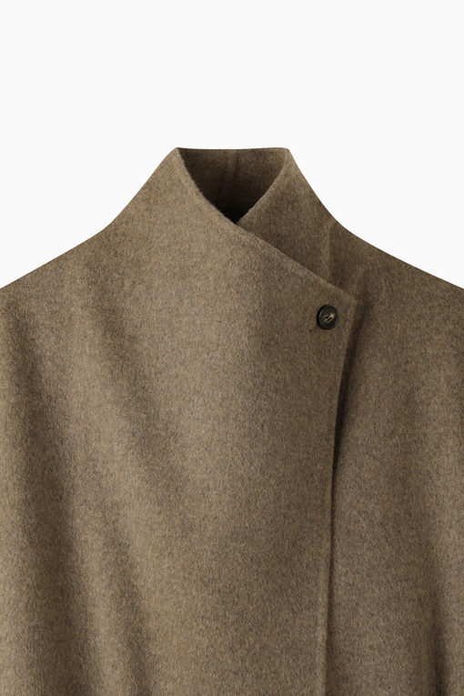 https://img.benettonmall.com/PARTS/KS/26F/SACT34661MW_MB_D2.jpg?cb=1793028892