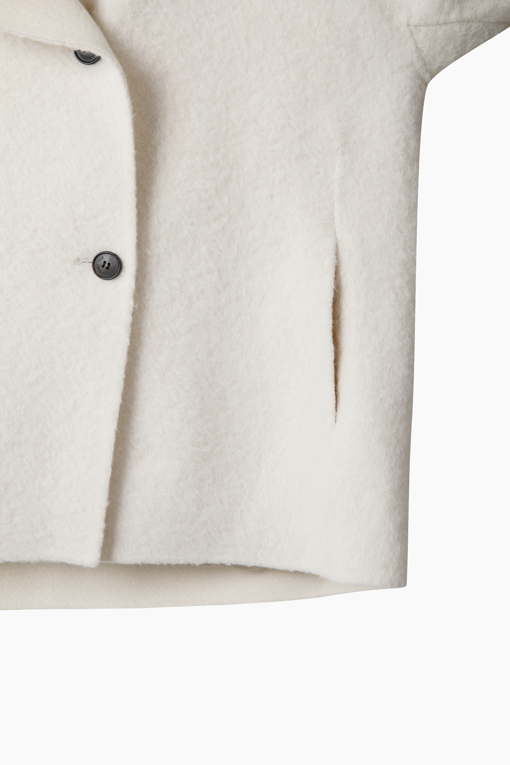 https://img.benettonmall.com/PARTS/KS/26F/SACT37661IV_MB_D4.jpg?cb=1793028892