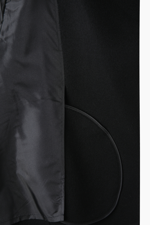 https://img.benettonmall.com/PARTS/KS/26F/SACT40661BK_MB_D5.jpg?cb=1793028892