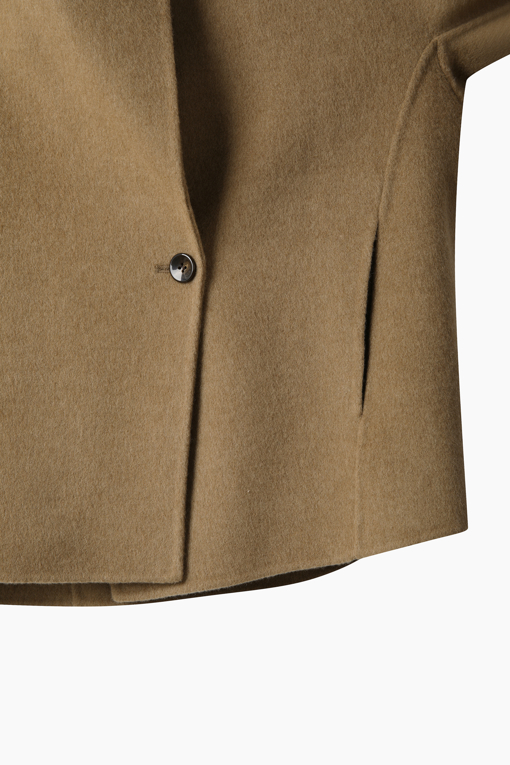 https://img.benettonmall.com/PARTS/KS/26F/SACT40661ME_MB_D4.jpg?cb=1793028892