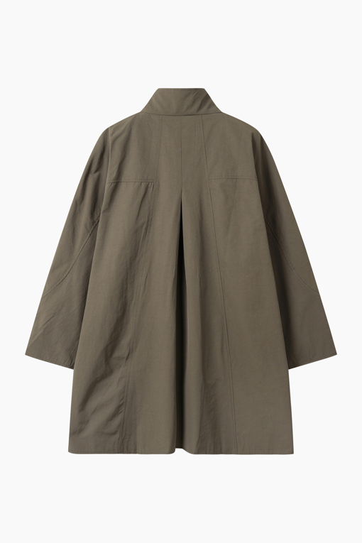 https://img.benettonmall.com/PARTS/KS/26F/SACTE5641KB_MB_D11.jpg?cb=1787100377