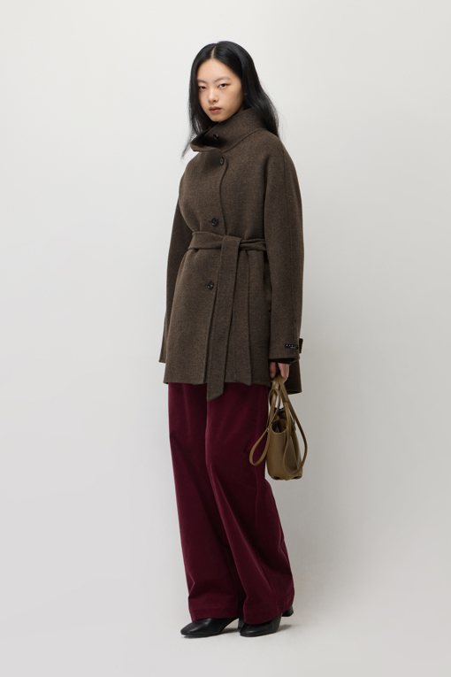 https://img.benettonmall.com/PARTS/KS/26F/SACTE7661MW_MB_M5.jpg?cb=1793028892