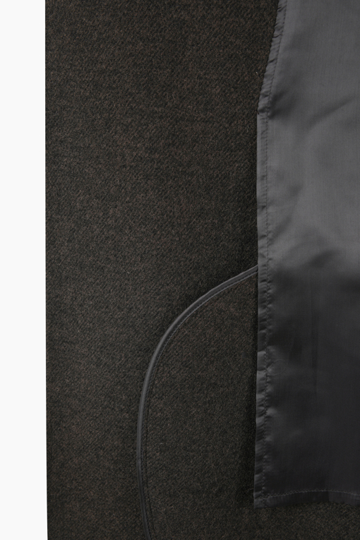 https://img.benettonmall.com/PARTS/KS/26F/SACTE8661DW_MB_D5.jpg?cb=1789410927