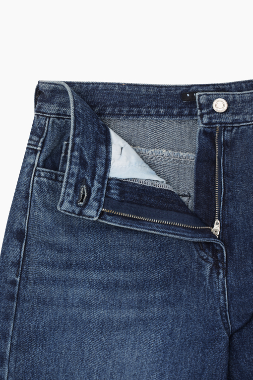 https://img.benettonmall.com/PARTS/KS/26F/SADP01641BL_MB_D15.jpg?cb=1789410927