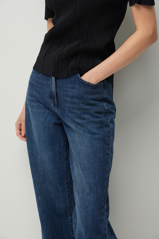 https://img.benettonmall.com/PARTS/KS/26F/SADP01641BL_MB_D3.jpg?cb=1789410927