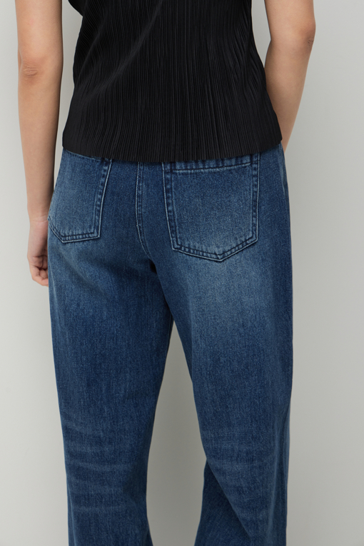https://img.benettonmall.com/PARTS/KS/26F/SADP01641BL_MB_D4.jpg?cb=1789410927