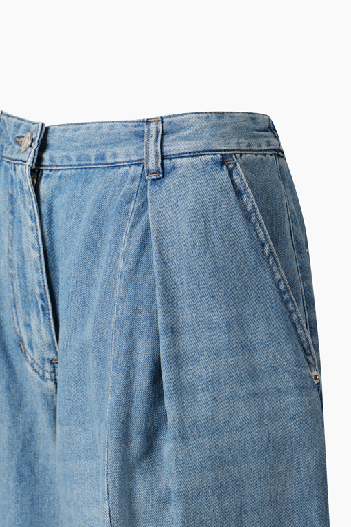 https://img.benettonmall.com/PARTS/KS/26F/SADP02641BL_MB_D13.jpg?cb=1789983961