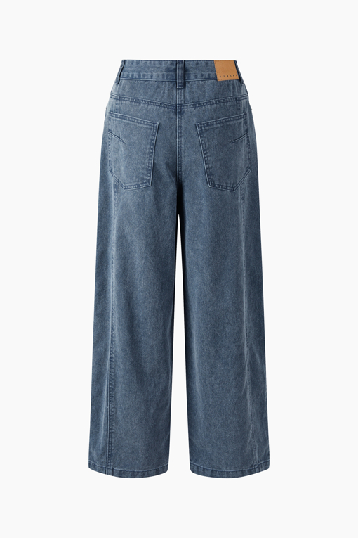 https://img.benettonmall.com/PARTS/KS/26F/SADP03641DB_MB_D2.jpg?cb=1790808094