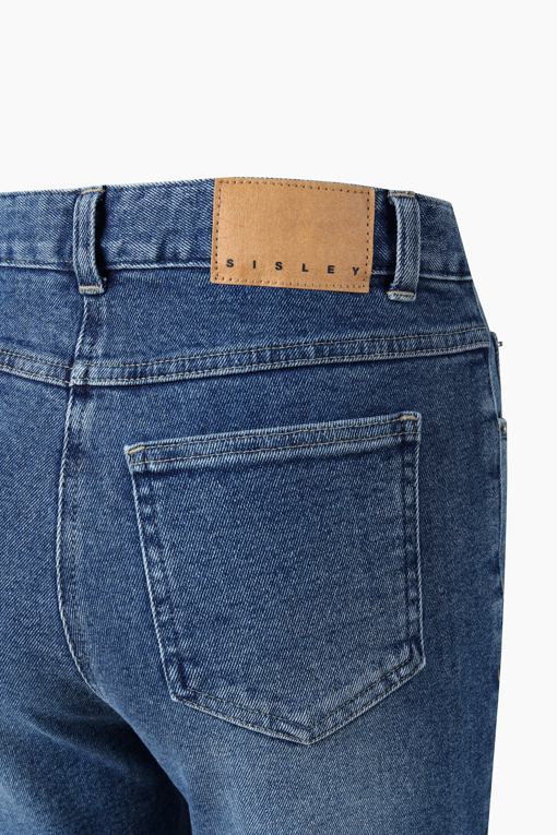 https://img.benettonmall.com/PARTS/KS/26F/SADP04641BL_MB_D13.jpg?cb=1789410927
