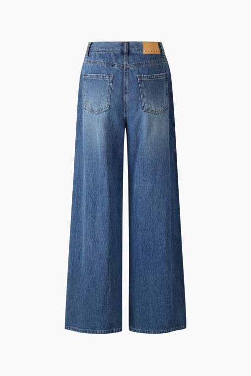 https://img.benettonmall.com/PARTS/KS/26F/SADP05641BL_MB_D1.jpg?cb=1789410927