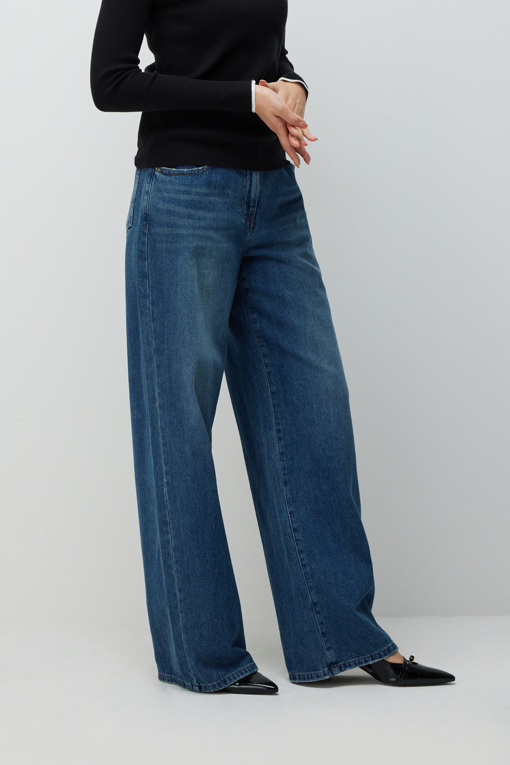 https://img.benettonmall.com/PARTS/KS/26F/SADP05641BL_MB_M1.jpg?cb=1789410927