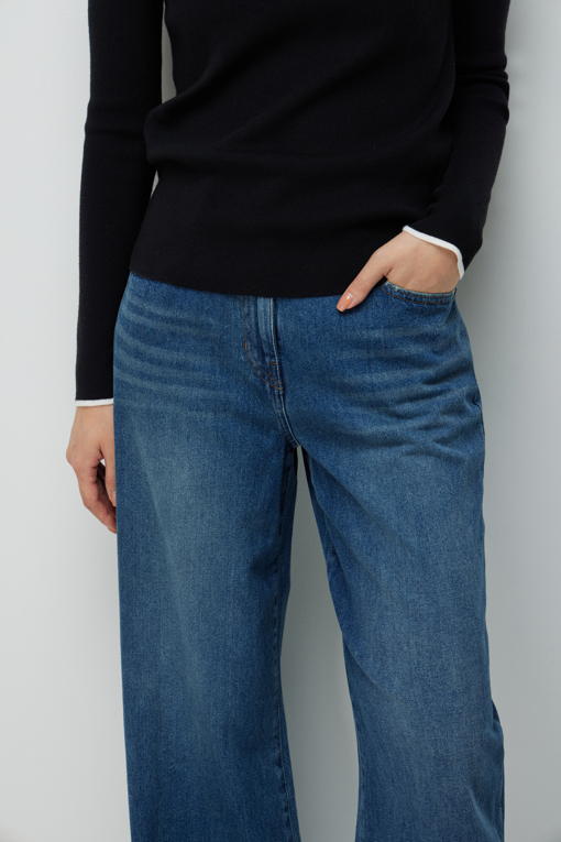 https://img.benettonmall.com/PARTS/KS/26F/SADP05641BL_MB_M3.jpg?cb=1789410927