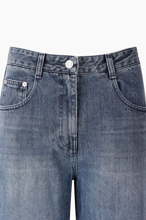 https://img.benettonmall.com/PARTS/KS/26F/SADP06641BL_MB_D12.jpg?cb=1789410927
