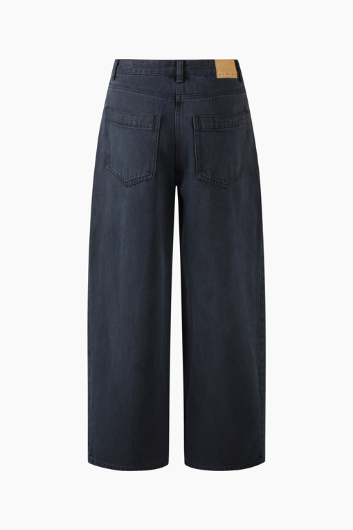 https://img.benettonmall.com/PARTS/KS/26F/SADP07641DN_MB_D1.jpg?cb=1789410927