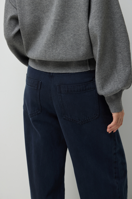 https://img.benettonmall.com/PARTS/KS/26F/SADP07641DN_MB_M4.jpg?cb=1789410927
