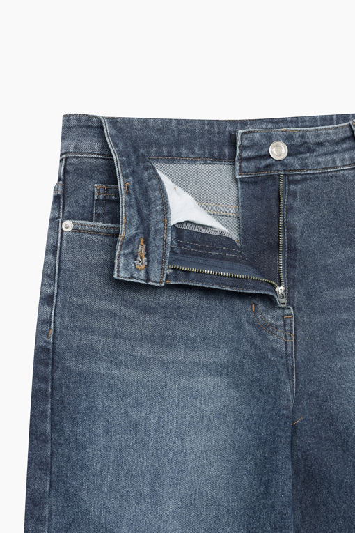 https://img.benettonmall.com/PARTS/KS/26F/SADP32661BL_MB_D5.jpg?cb=1789410927