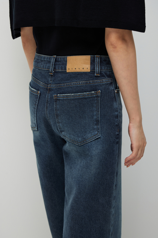 https://img.benettonmall.com/PARTS/KS/26F/SADP32661BL_MB_M4.jpg?cb=1789410927