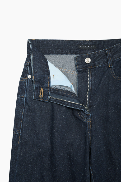 https://img.benettonmall.com/PARTS/KS/26F/SADP34661BL_MB_D5.jpg?cb=1793028892
